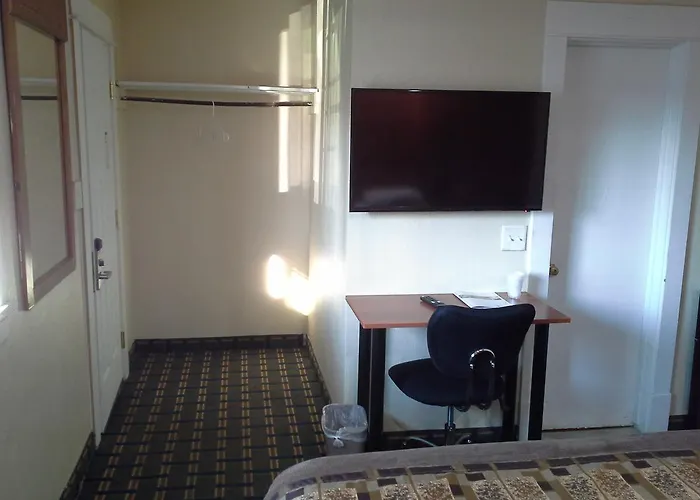 Economy Inn
