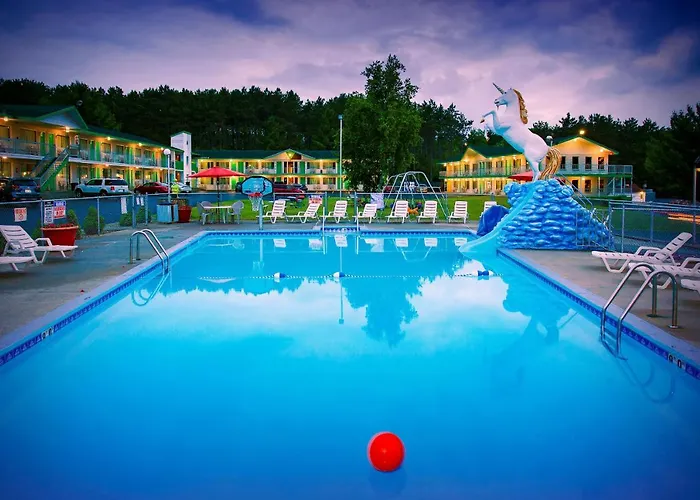 Shamrock Motel Resort & Suites