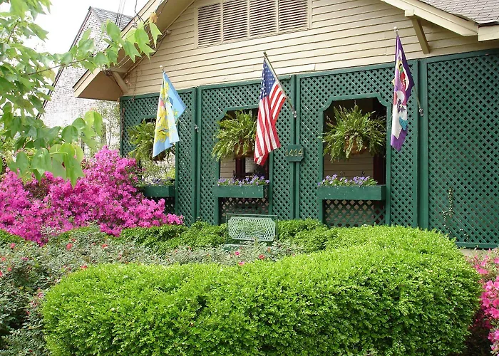 The Lattice Inn