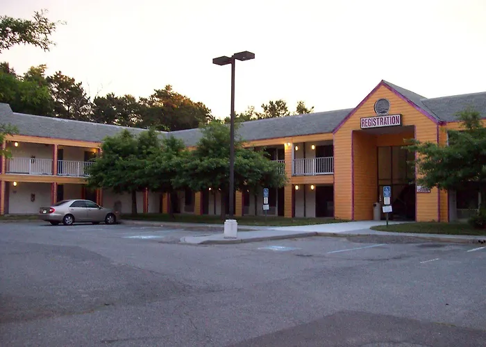 Courtesy Inn