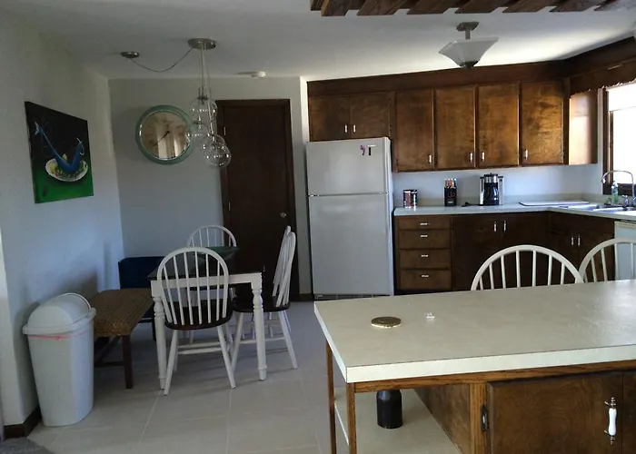 Seascape Inn