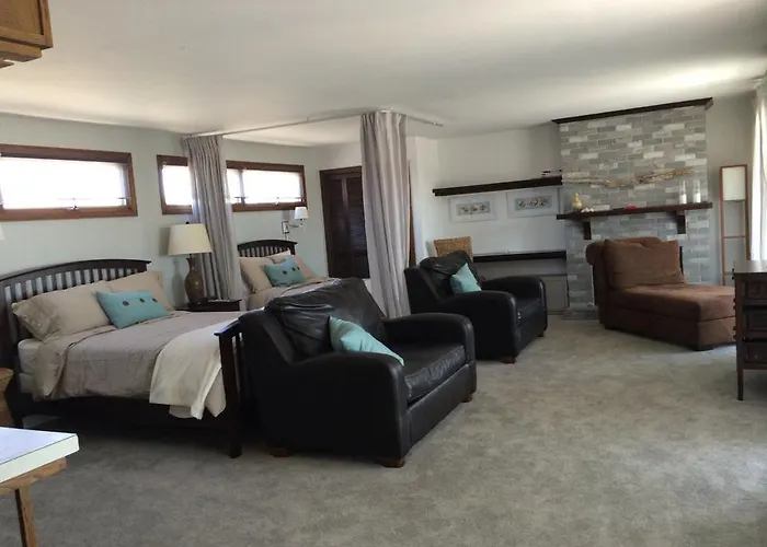 Seascape Inn