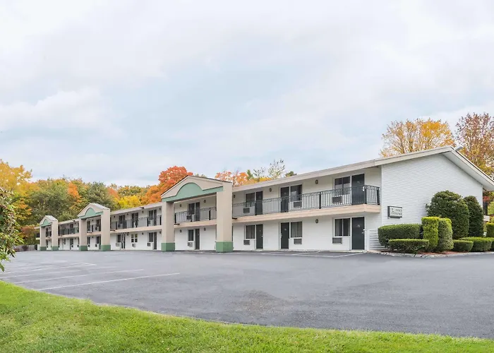 Days Inn By Wyndham Ma