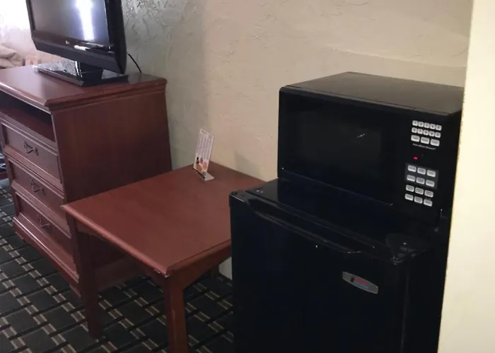 Applegate Inn