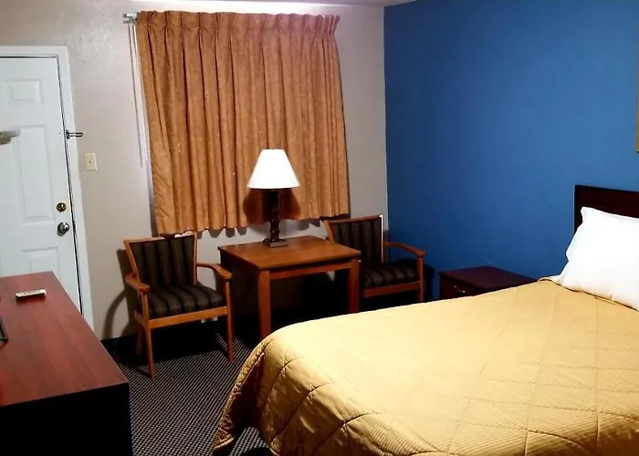 Continental Inn & Suites Conway, United States