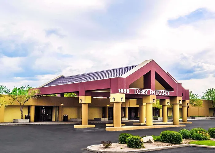 Ramada By Wyndham Salt Lake City North Temple