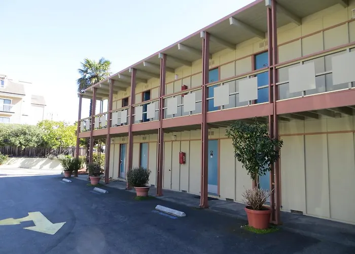 Lanai Lodge Santa Cruz, United States