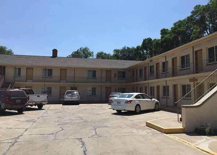Centre Motel
