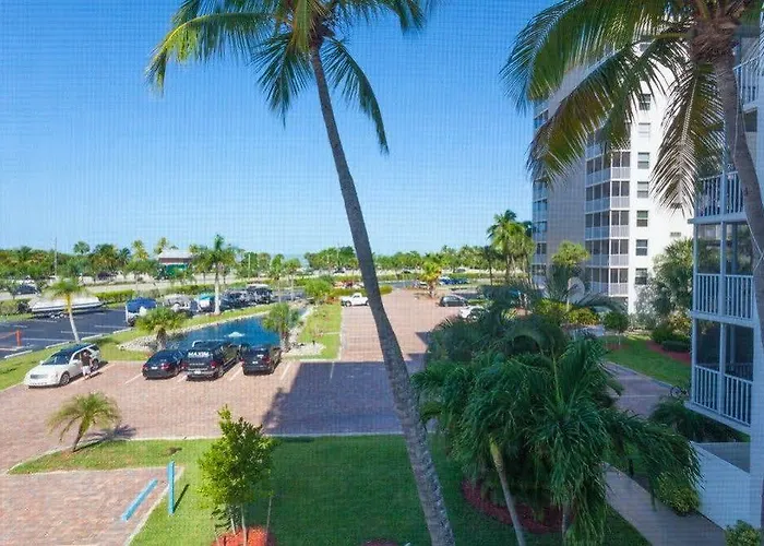 Resortquest At Bonita Beach And Tennis Club