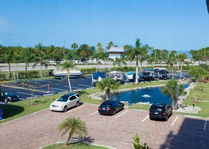 Resortquest At Bonita Beach And Tennis Club