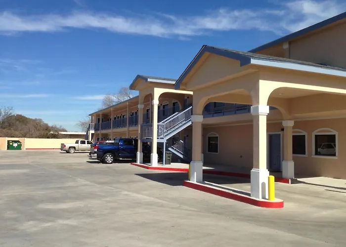 Executive Inn