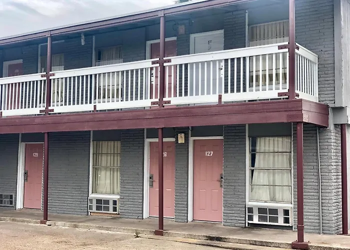 Valley Motel