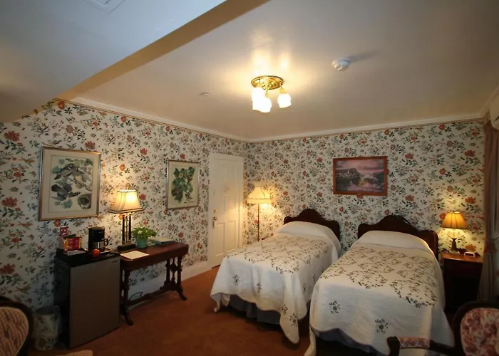 Lodging At The Imperial Hotel Chestertown, United States