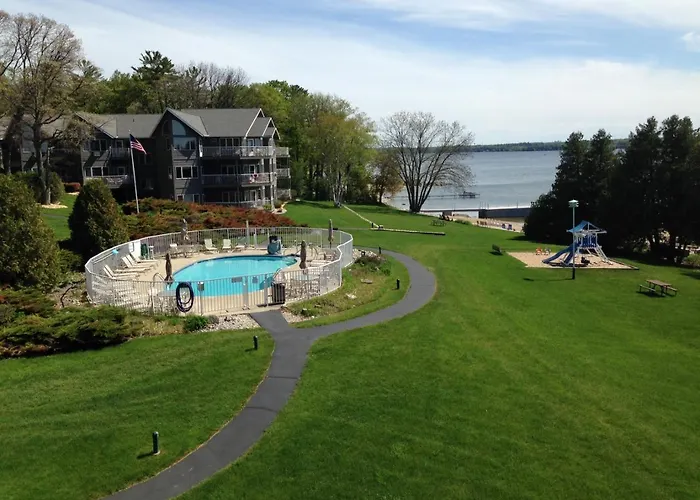 Bay Shore Inn Of Door County