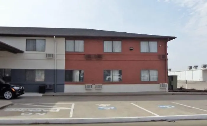 Super 8 By Wyndham Shenandoah Hotel, United States