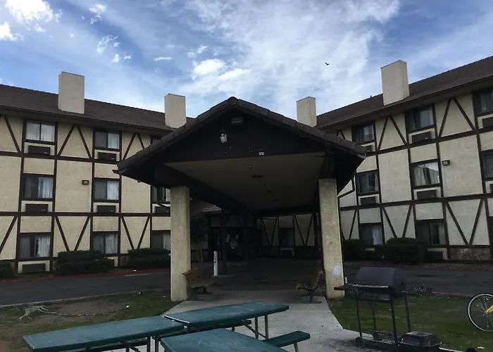 Windsor Inn