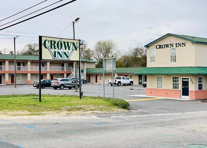 Crown Inn - Fayetteville