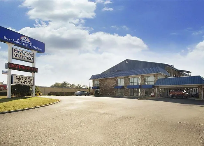 Daybreak Suites Extended Stay Dothan