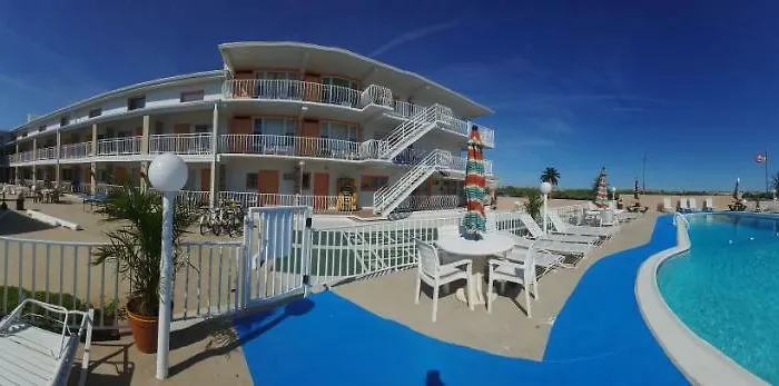 Trylon Beach Resort