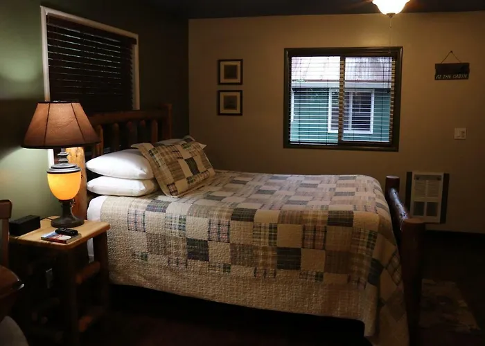 Lone Fir Resort Cougar, United States