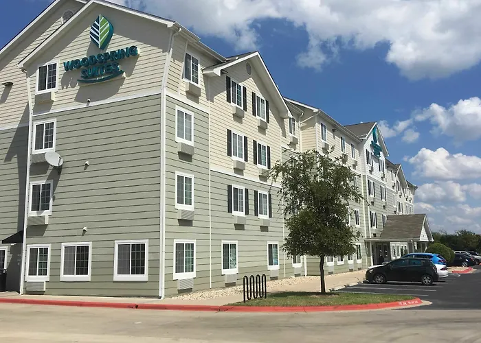 Woodspring Suites Springfield, United States