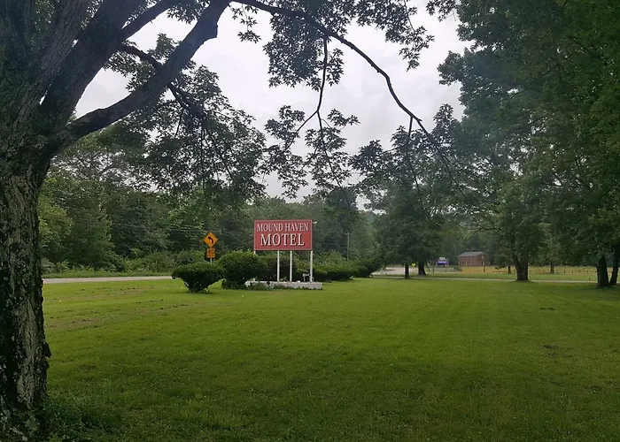 Mound Haven Motel Brookville, United States