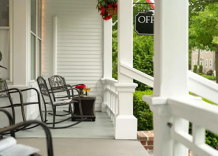Maine Stay Inn And Cottages