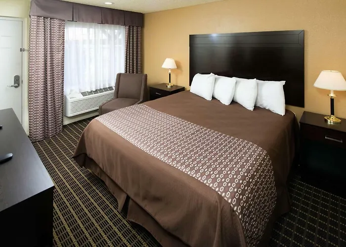 Red Lion Inn & Suites Redding