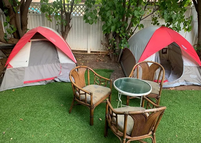 Tiki Beach Hostel-At The Beach In Lahaina