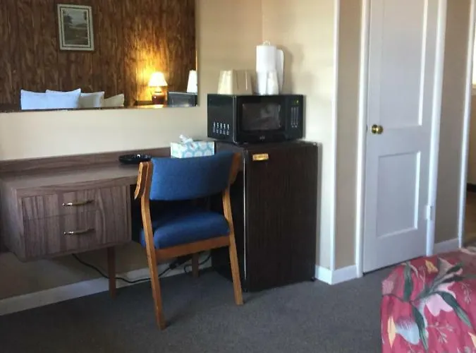 Jack Pine Motel Riverton, United States