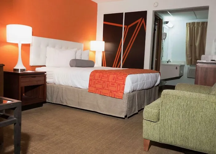 Howard Johnson By Wyndham Waukegan Great Lakes, United States