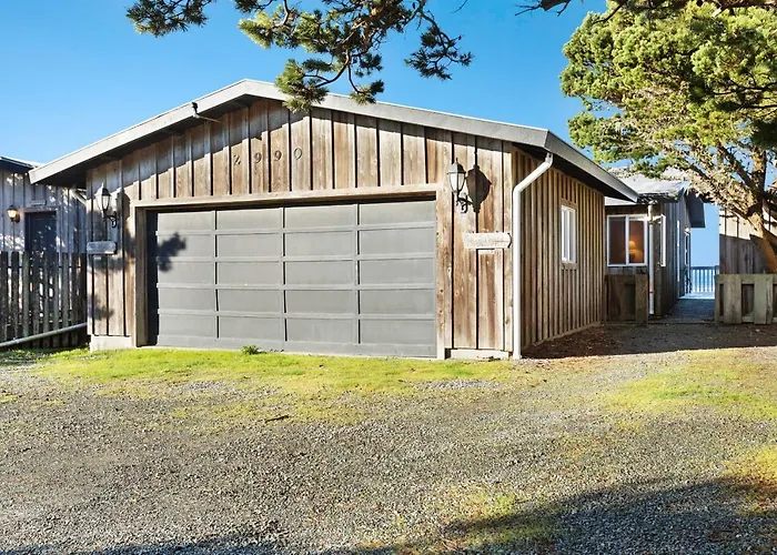 Spindrift Oceanfront Home - The Starboard Bandon, United States