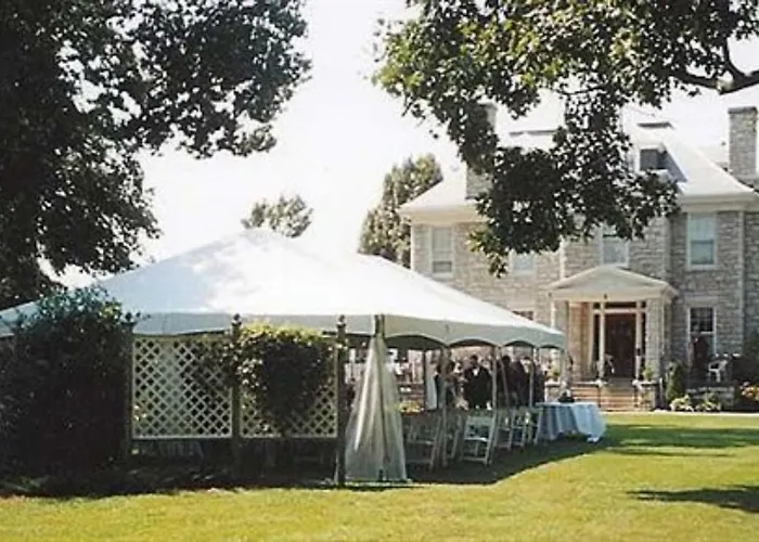 Hawthorn Bed And Breakfast Independence, United States