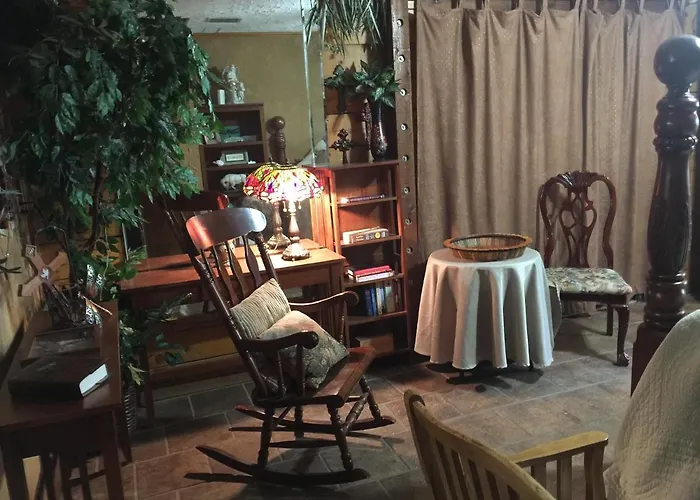 Cedars On The Brazos B&B/Inn