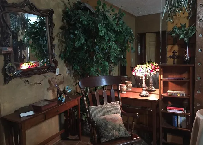 Cedars On The Brazos B&B/Inn