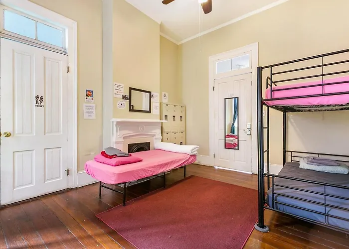 Ihsp French Quarter House Hostel