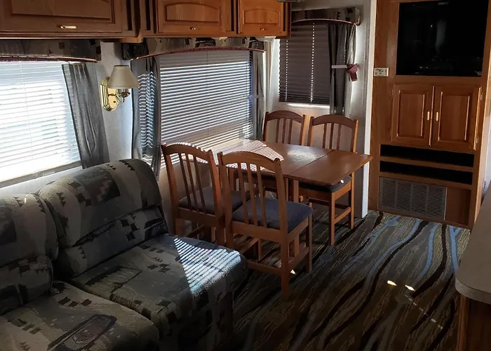 Freedom Acres Resort - Adults Only
