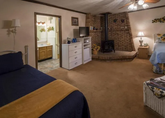 Canyon Colors Bed And Breakfast Page, United States