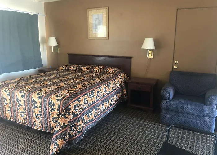Palm Shadow Inn
